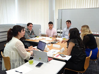 Marketing discussion while tasting Japanese green tea